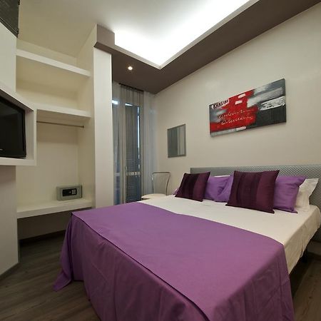 Roma Naif Rooms Szoba fotó
